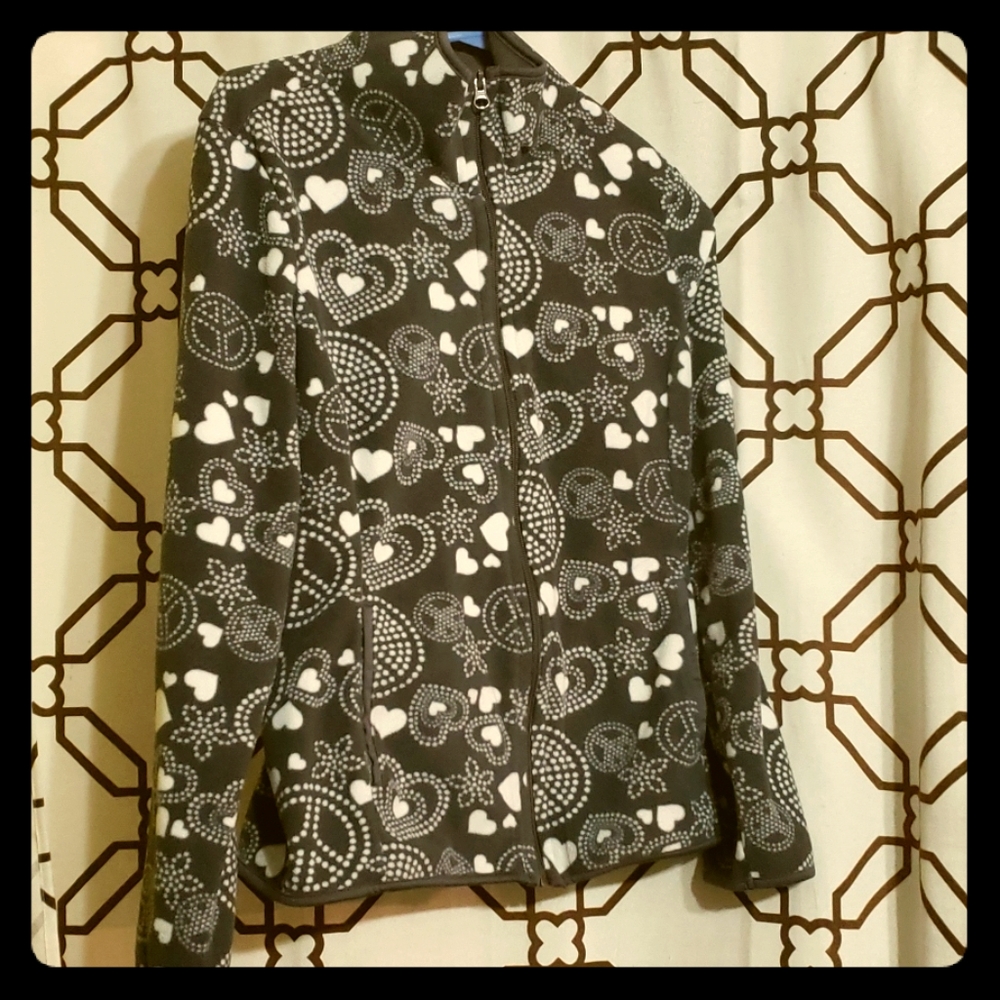 Old Navy zipper up goodcondition.